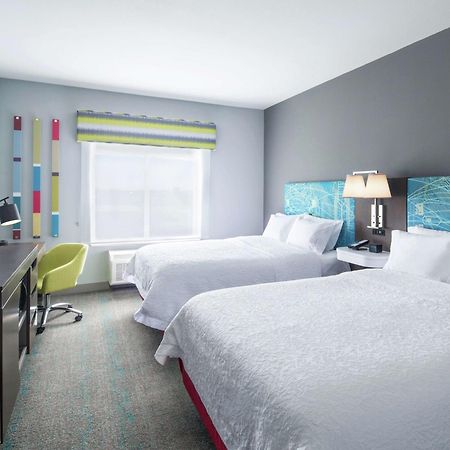 Hampton Inn & Suites Лъбък Екстериор снимка