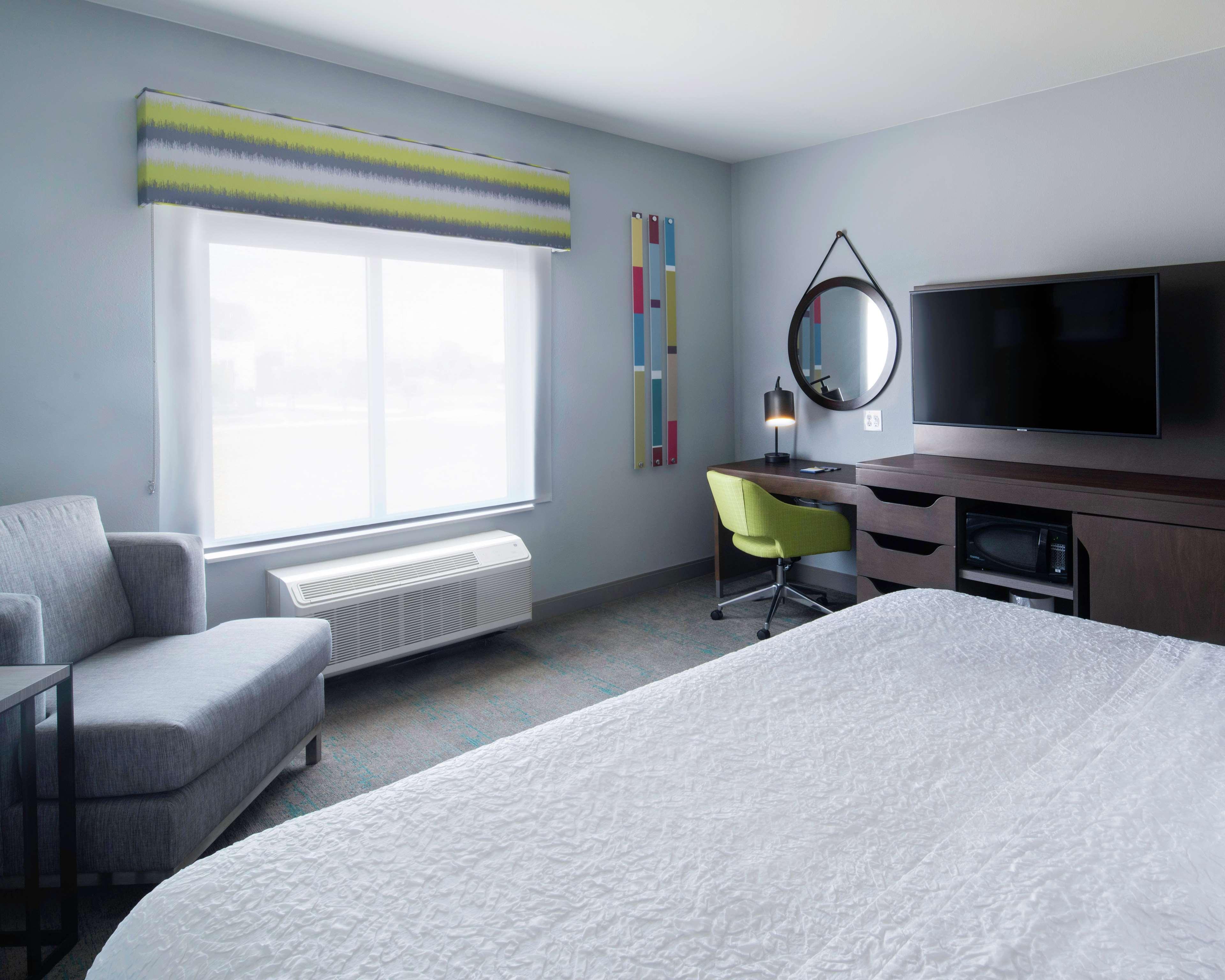 Hampton Inn & Suites Лъбък Екстериор снимка