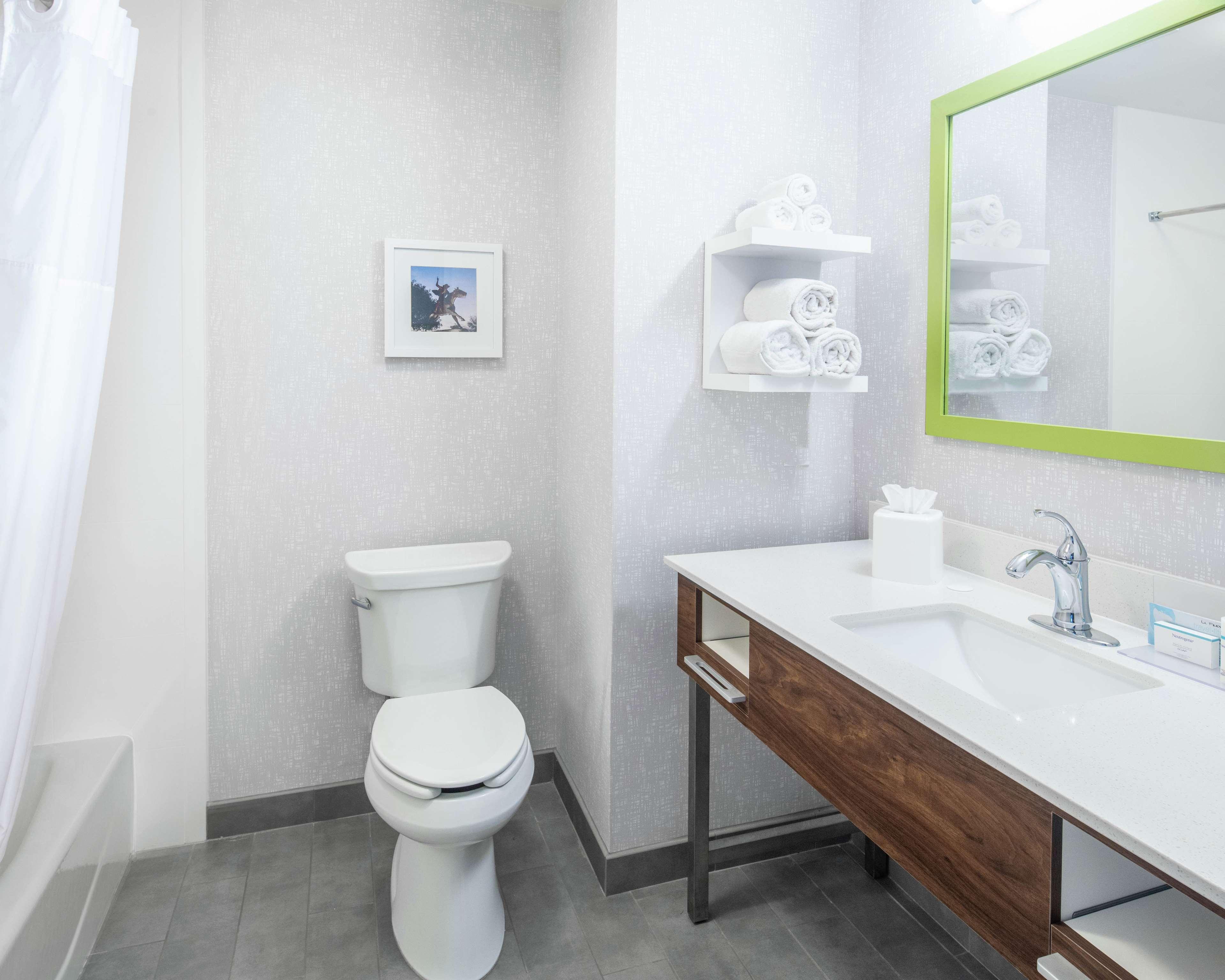 Hampton Inn & Suites Лъбък Екстериор снимка