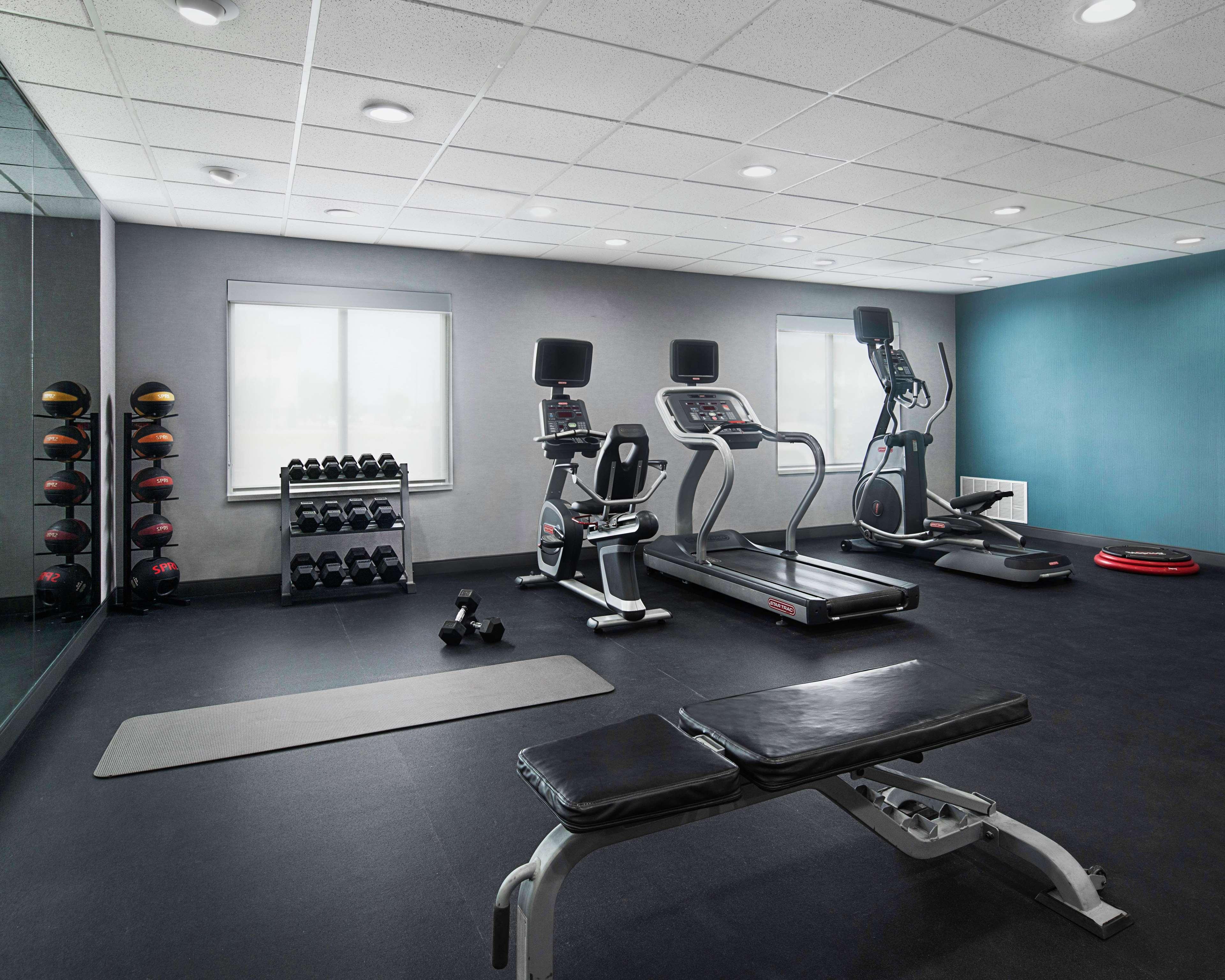 Hampton Inn & Suites Лъбък Екстериор снимка
