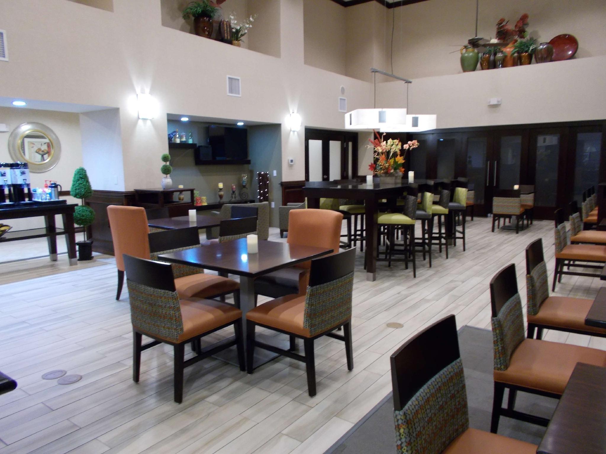 Hampton Inn & Suites Лъбък Екстериор снимка