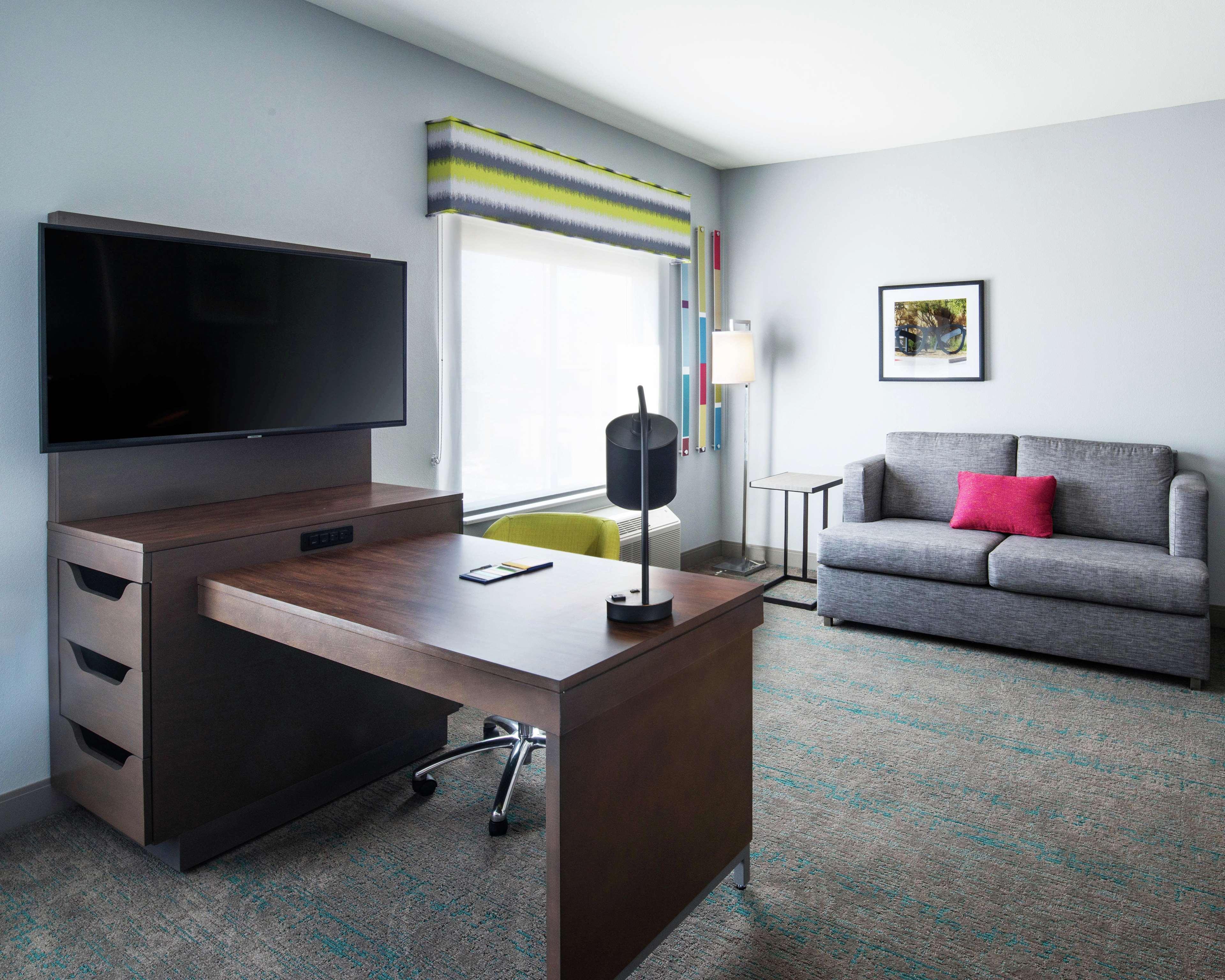 Hampton Inn & Suites Лъбък Екстериор снимка
