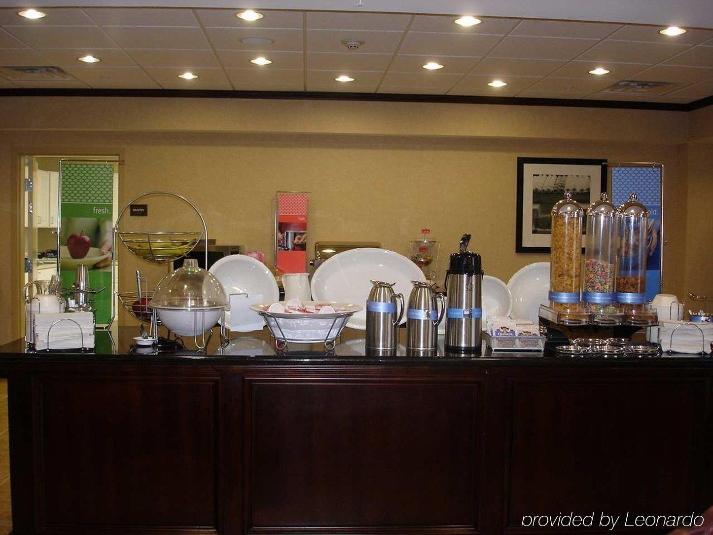 Hampton Inn & Suites Лъбък Ресторант снимка