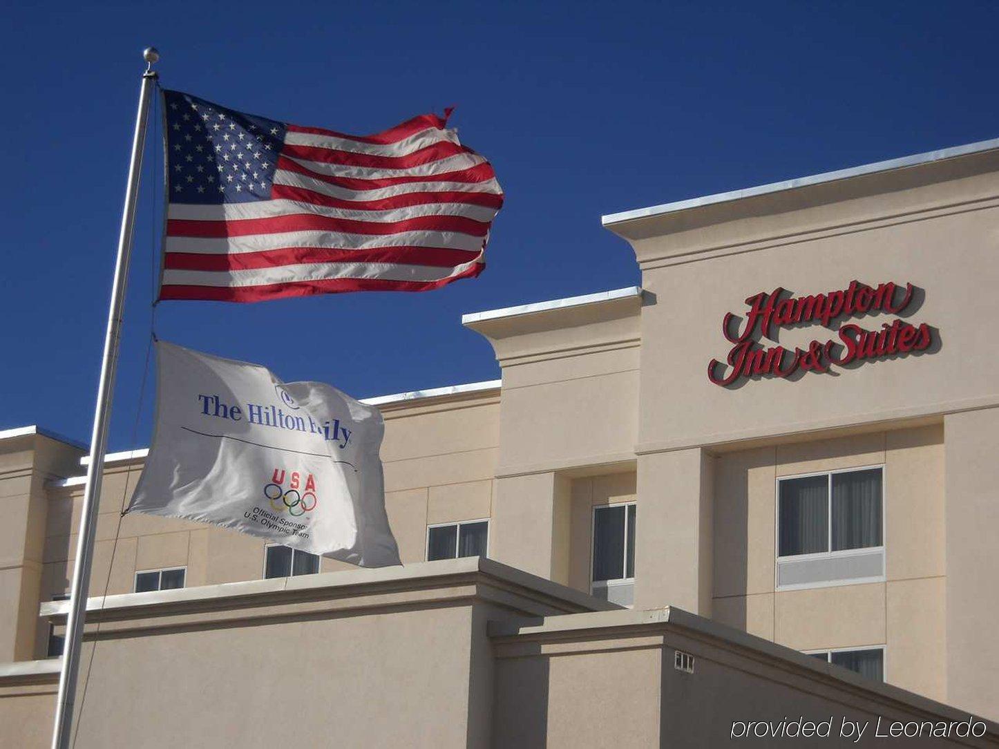 Hampton Inn & Suites Лъбък Екстериор снимка