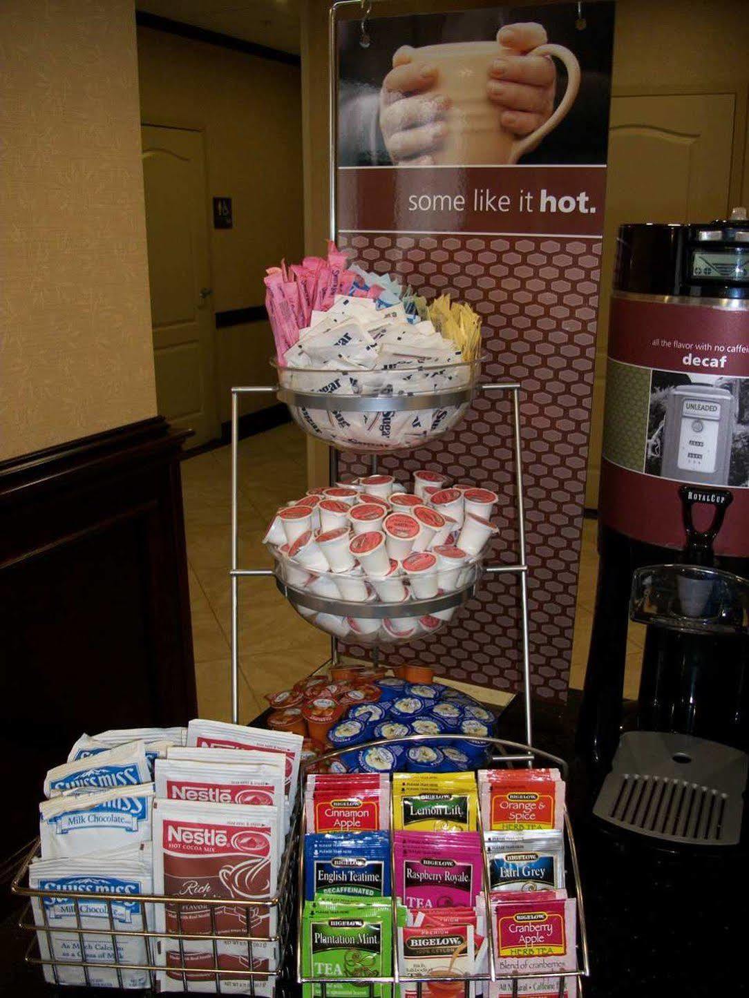 Hampton Inn & Suites Лъбък Ресторант снимка